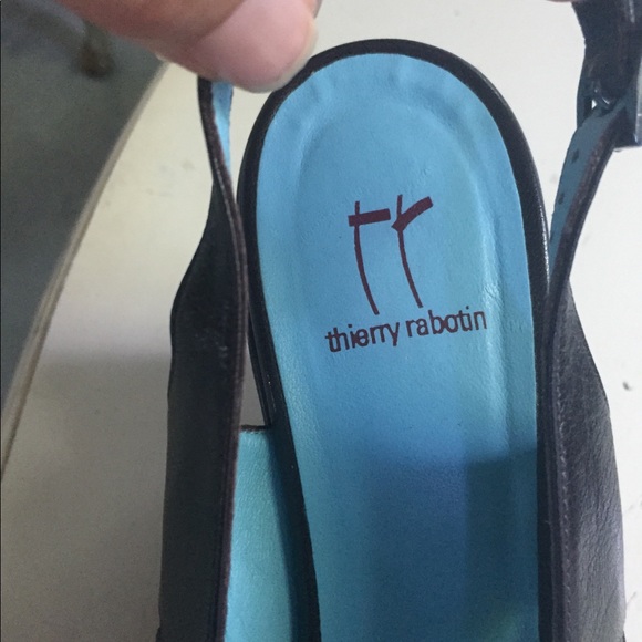 THIERRY RABOTIN WEDGE SANDALS - Picture 6 of 7